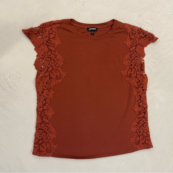 Express Lace Cap Sleeve Top - Picture 5 of 10